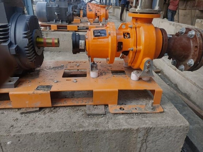 Indian-Made High-Capacity Non-Metallic Pumps
